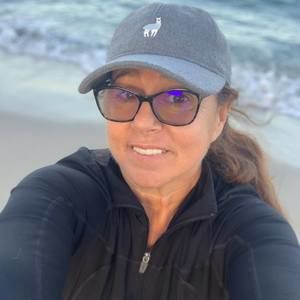 Meet your Posher, Ayala